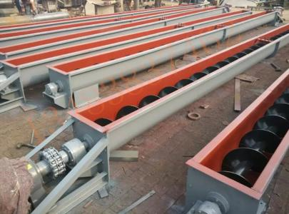 槽式螺旋輸送機廠家設(shè)備展示 槽式螺旋輸送機廠家設(shè)備展示