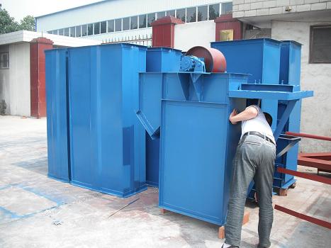 皮帶提升機(jī)現(xiàn)場展示 皮帶提升機(jī)現(xiàn)場展示