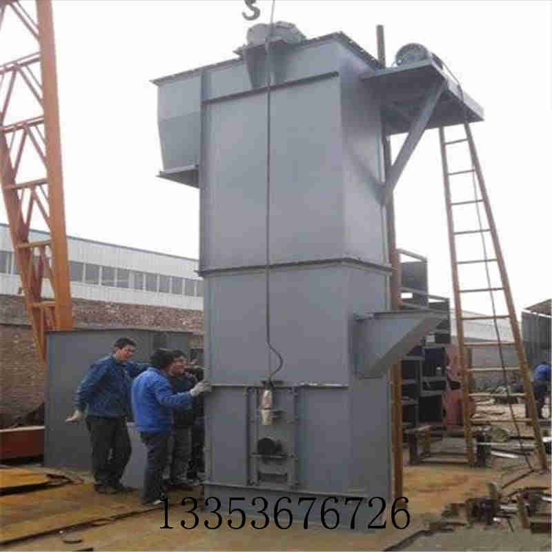 斗式提升機安裝現場 斗式提升機安裝現場