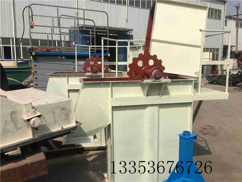 板鏈斗式提升機(jī)首次安裝 板鏈斗式提升機(jī)首次安裝