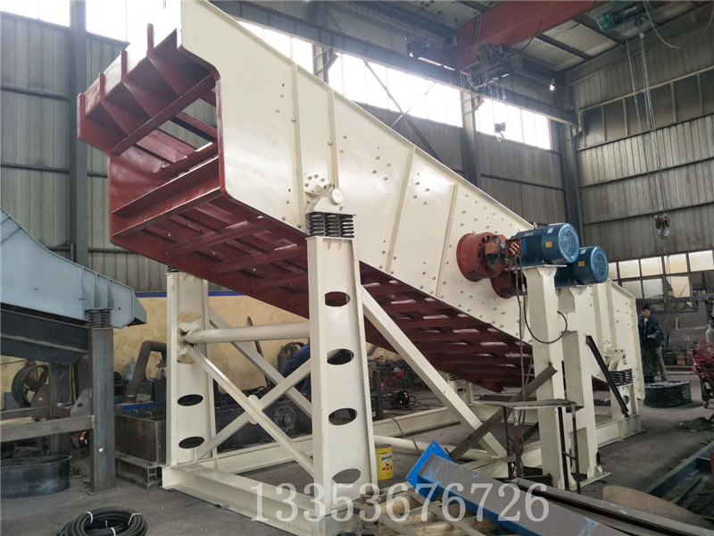 3070振動篩煤機(jī)2 3070振動篩煤機(jī)2