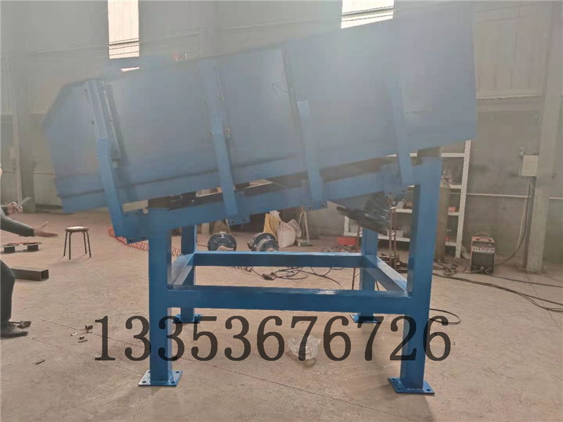 采石礦大型振動放礦機1 采石礦大型振動放礦機1