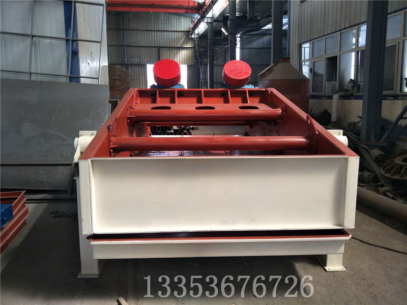 砂石料廠水洗砂直線脫水篩在使用時我們要注意哪些？